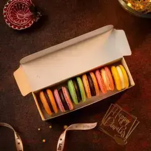 Box of 6 macarons