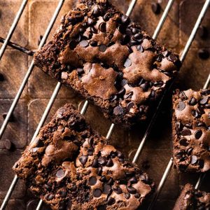 Chocolate chip brownie