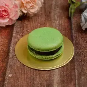 Choco Mint Macaron